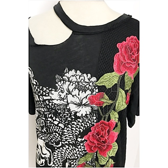 S/M Rockstar Distressed Floral Tee Tunic Top - Picture 4 of 6